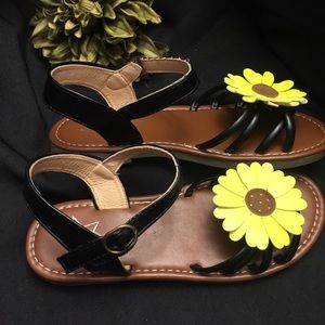 MYY‎ Sandals-Black straps w/Yellow Flower-Size:35